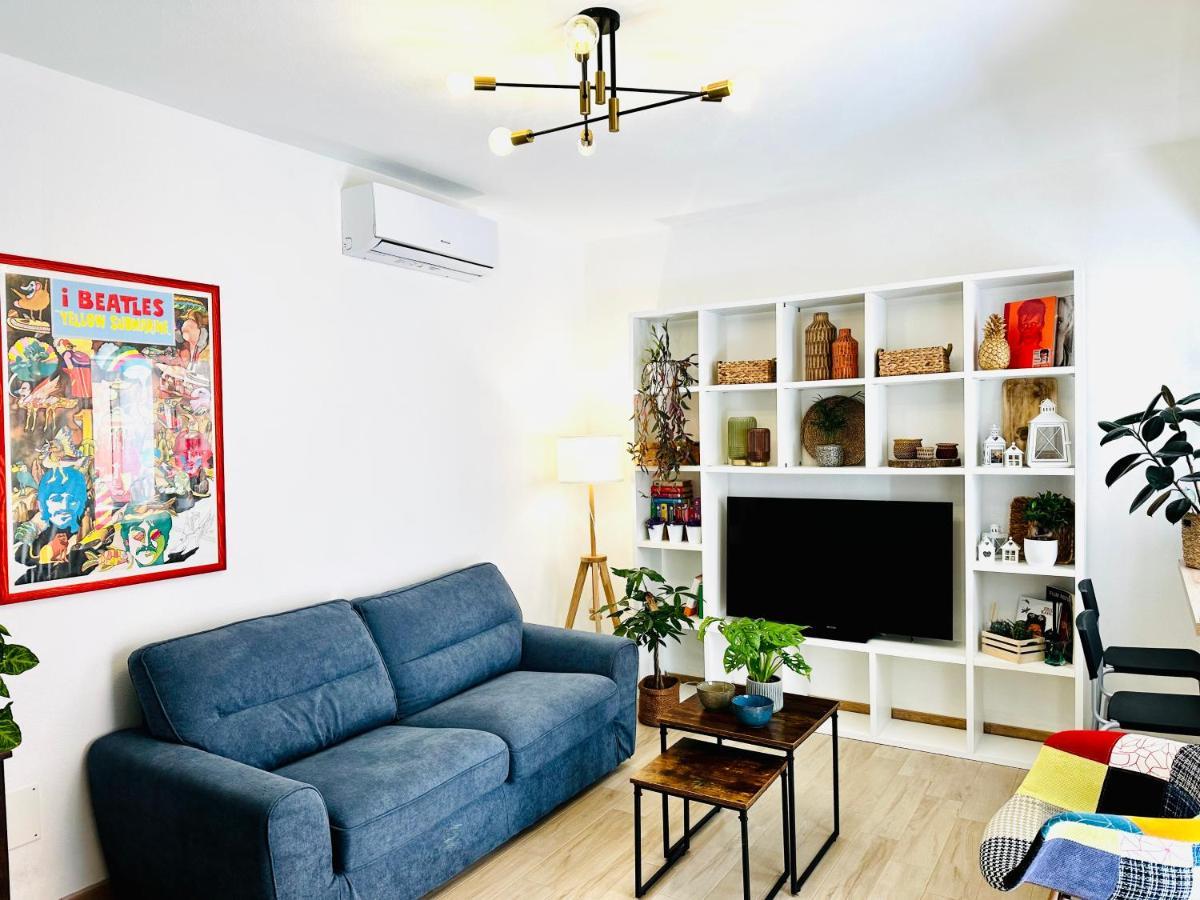 The Beatles Apartment Ольбія Екстер'єр фото